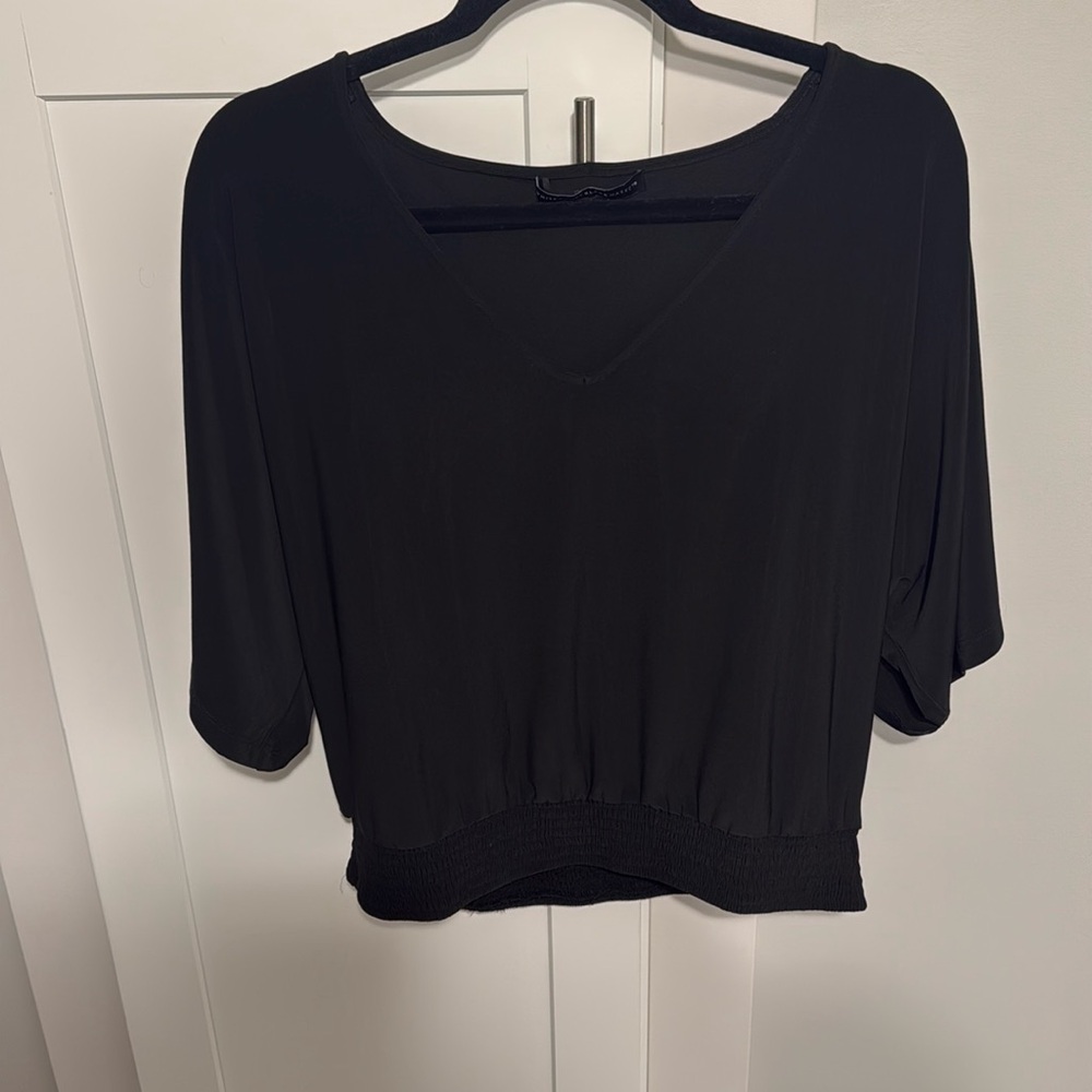 White House Black Market size medium top. Super cute for work.